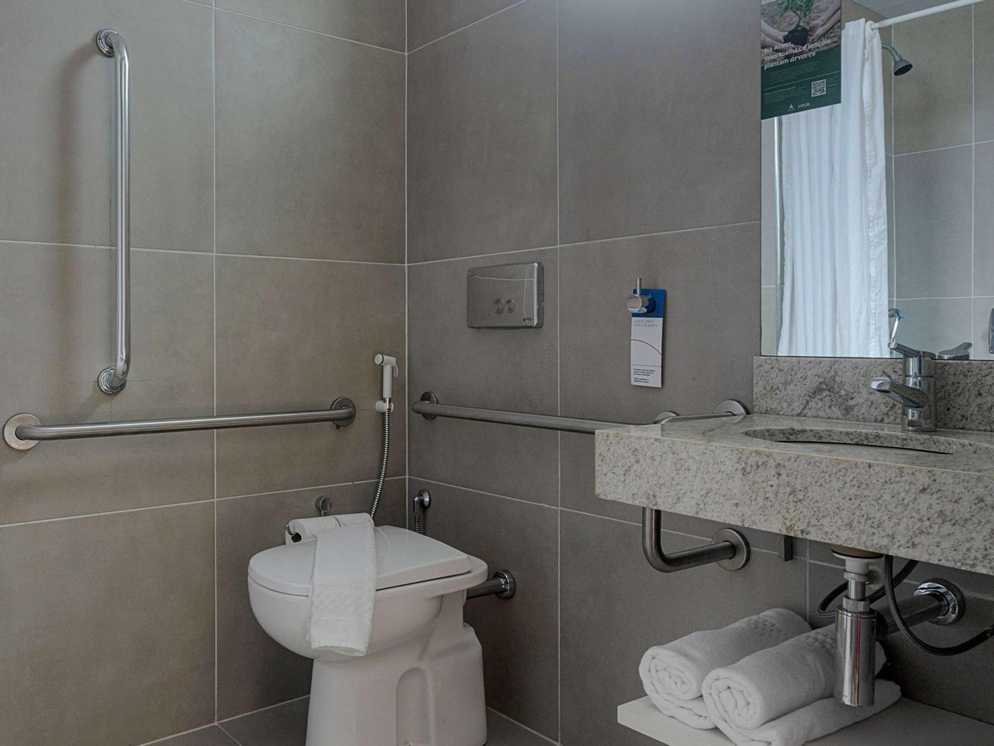 Ibis Budget Pajuçara 2*